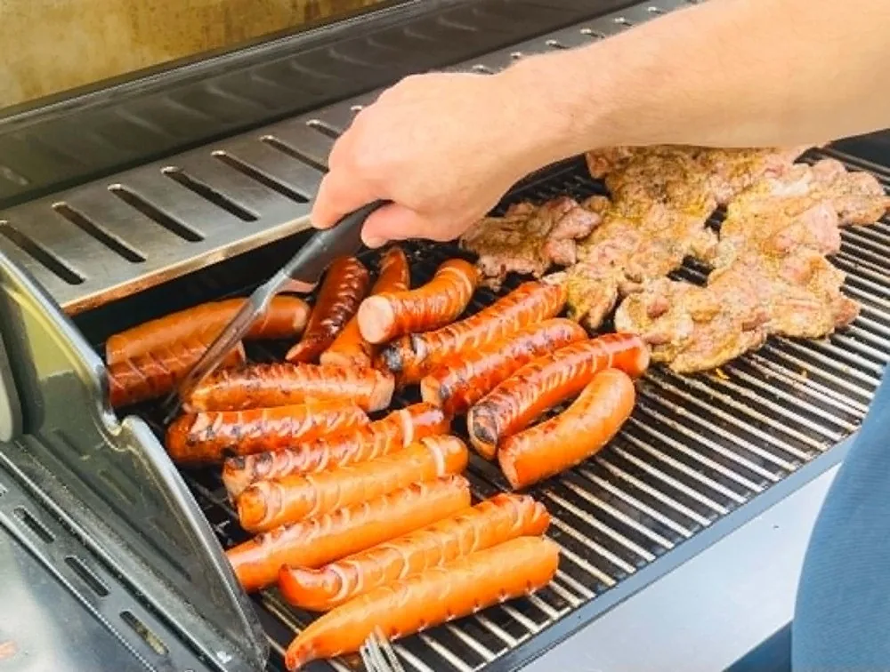 Kiełbasy i mięsa z grilla, catering grillowy Siemiatycze